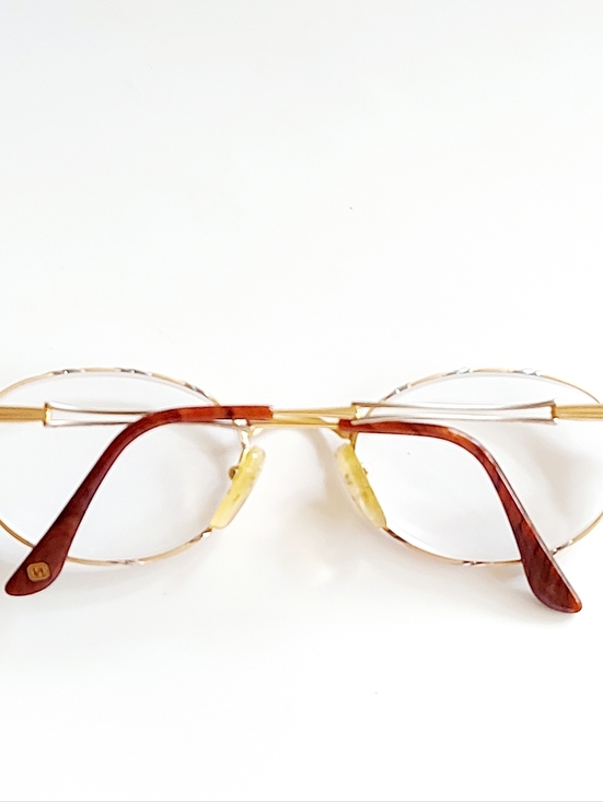 Vuillet Vega from the premium Prestige collection. Vintage eyewear